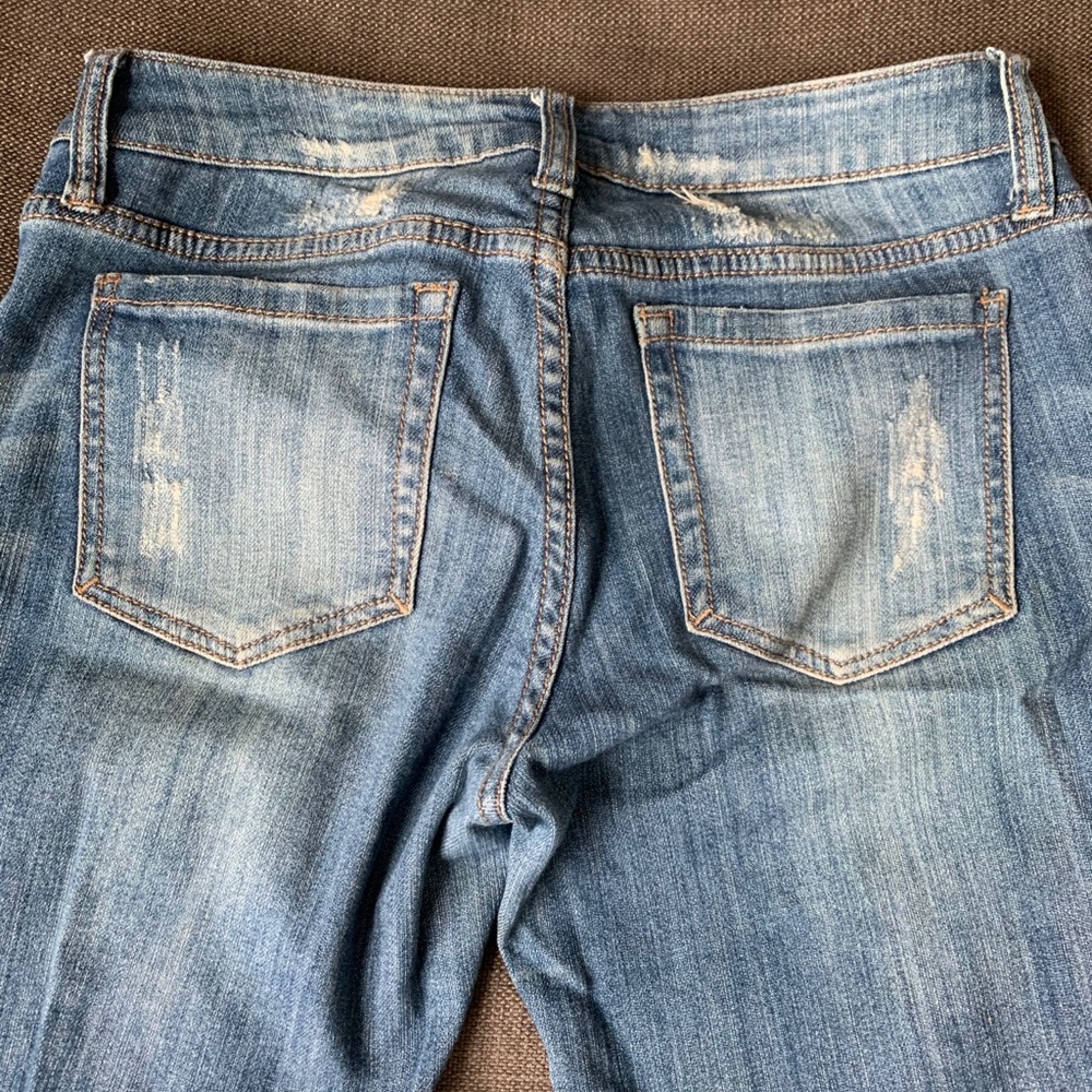 Forever 21  Low Rise Jeans - Picture 2 of 5